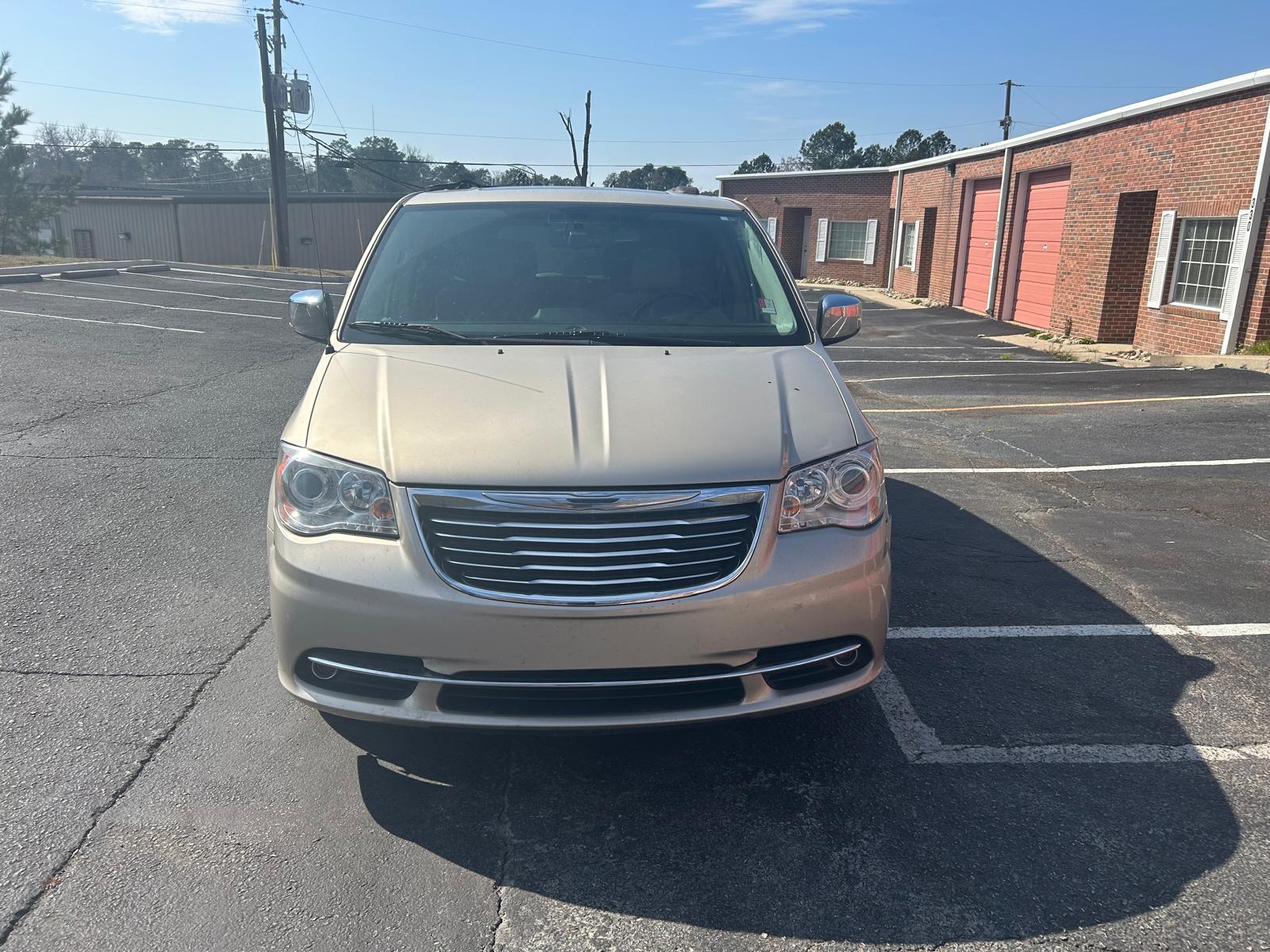 2012 CHRYSLER TOWN & COUNTRY