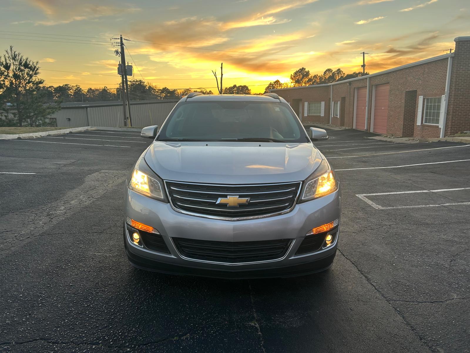 2016 CHEVY TRAVERSE LT SPORT